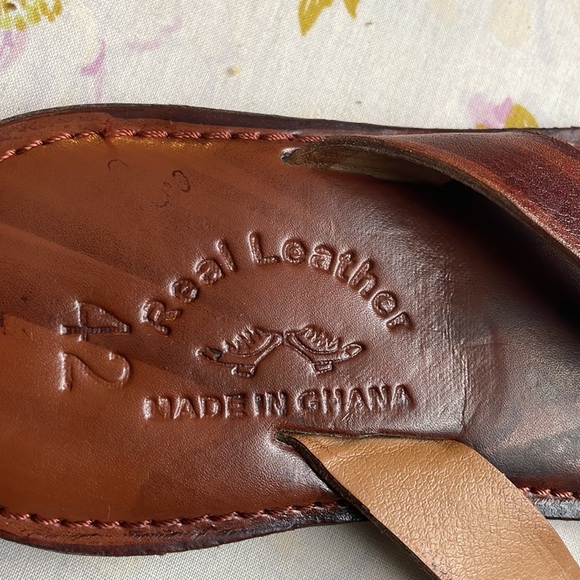 Handmade African leather sandals - Picture 4 of 4